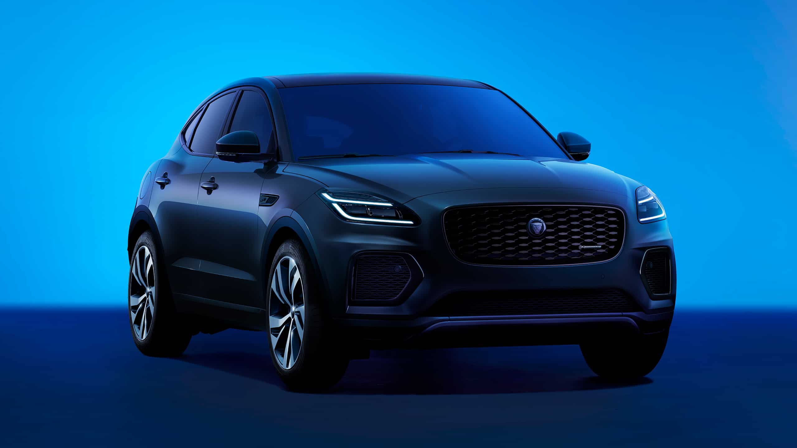 Jaguar e pace 300 sale